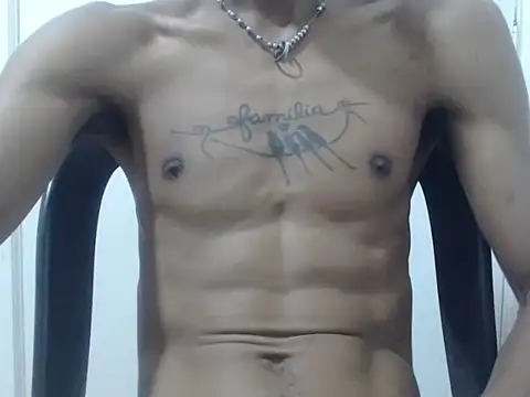 Snapshot of AlbertBigCock chatting on 04/22/26, 01:19 AlbertBigCock online show from 04/22/26, 01:19