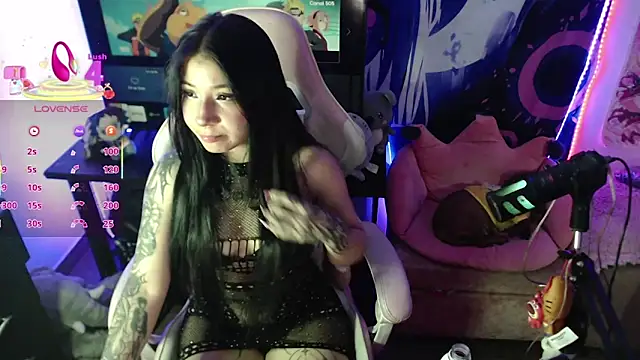 Snapshot of GamerCarrie chatting on 03/13/26, 05:03 GamerCarrie online show from 03/13/26, 05:03