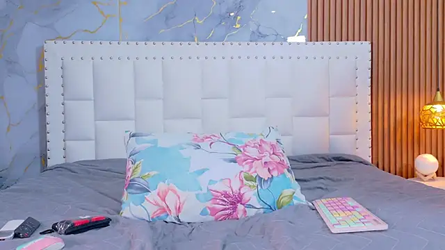 Snapshot of indianschoolgirl chatting on 12/04/25, 08:06 indianschoolgirl online show from 12/04/25, 08:06