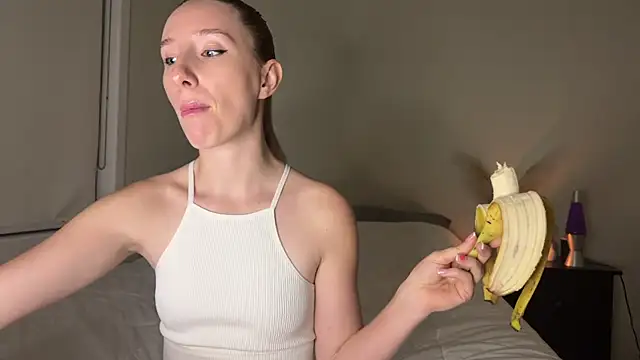 Snapshot of kalye_star chatting on 02/20/25, 03:45 kalye star online show from 02/20/25, 03:45