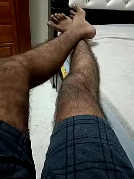 Snapshot of You_are__mine_ chatting on 12/22/24, 02:06 You are mine online show from 12/22/24, 02:06