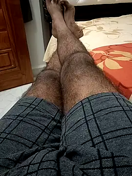 Snapshot of You_are__mine_ chatting on 02/22/25, 05:44 You are mine online show from 02/22/25, 05:44