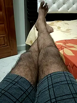 Snapshot of You_are__mine_ chatting on 02/23/25, 04:13 You are mine online show from 02/23/25, 04:13