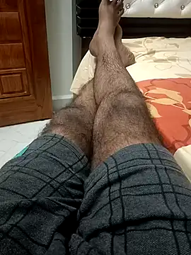 Snapshot of You_are__mine_ chatting on 02/25/25, 06:03 You are mine online show from 02/25/25, 06:03