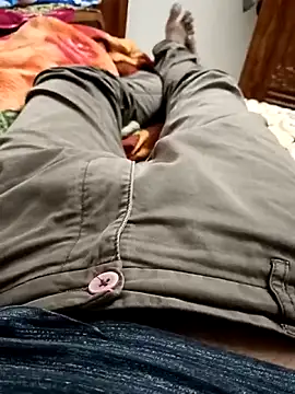 Snapshot of You_are__mine_ chatting on 09/29/25, 06:29 You are mine online show from 09/29/25, 06:29