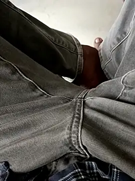 Snapshot of You_are__mine_ chatting on 10/12/25, 04:55 You are mine online show from 10/12/25, 04:55