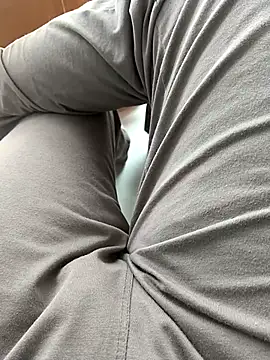 Snapshot of You_are__mine_ chatting on 10/18/25, 05:43 You are mine online show from 10/18/25, 05:43