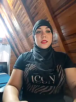 AmbarBurhan online show from 01/18/25, 03:16