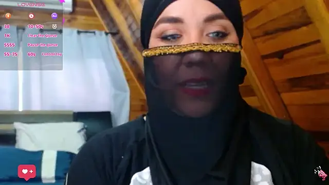 AmbarBurhan online show from 11/14/25, 04:17