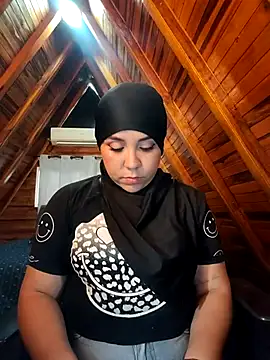 AmbarBurhan online show from 03/25/26, 04:35