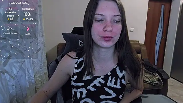 Snapshot of _BondiXUrban_ chatting on 03/11/25, 04:54  BondiXUrban  online show from 03/11/25, 04:54