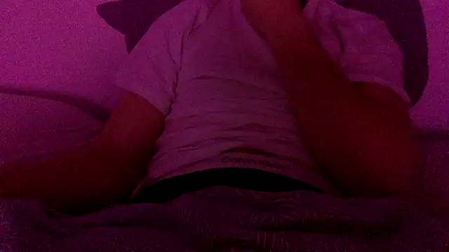 Snapshot of Emilisbig chatting on 02/05/25, 09:18 Emilisbig online show from 02/05/25, 09:18