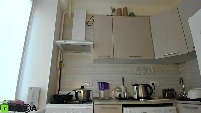  Alice Kitty online show from 03/06/25, 12:09