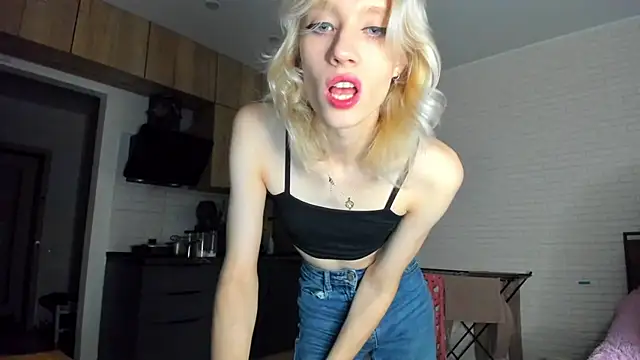 Snapshot of _Alice_Kitty chatting on 12/02/25, 09:36 Alice Kitty online show from 12/02/25, 09:36