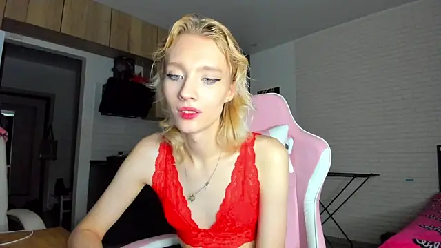 Snapshot of _Alice_Kitty chatting on 01/15/26, 11:15 Alice Kitty online show from 01/15/26, 11:15