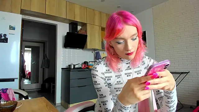 Snapshot of _Alice_Kitty chatting on 04/08/26, 08:36 Alice Kitty online show from 04/08/26, 08:36