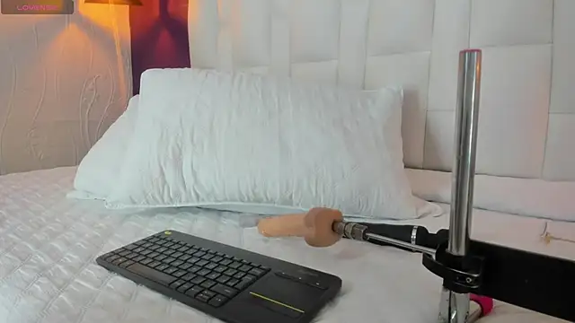 Abbyadams online show from 01/22/25, 02:26