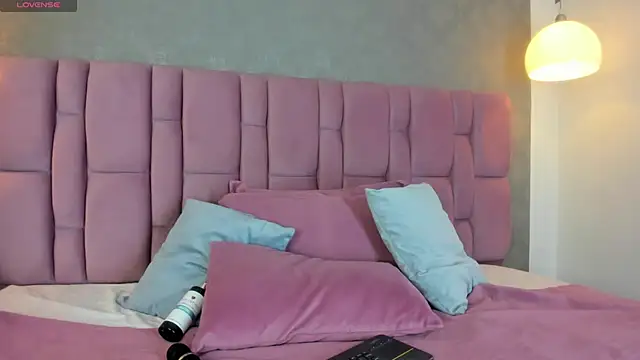 Abbyadams online show from 02/20/25, 02:29