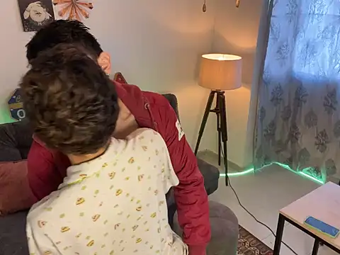 Snapshot of MyLatinHotBoys chatting on 12/28/24, 03:37 MyLatinHotBoys online show from 12/28/24, 03:37