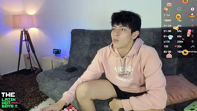 Snapshot of MyLatinHotBoys chatting on 02/11/25, 11:44 MyLatinHotBoys online show from 02/11/25, 11:44