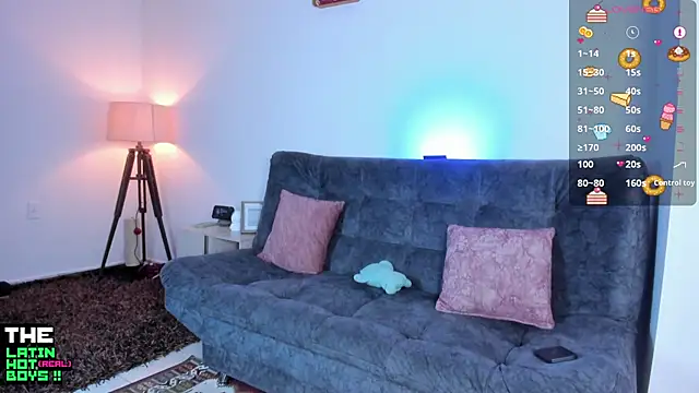 Snapshot of MyLatinHotBoys chatting on 02/16/25, 06:32 MyLatinHotBoys online show from 02/16/25, 06:32