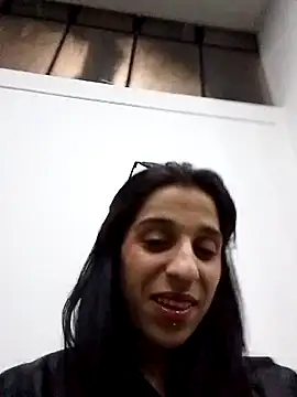 baby liz01 online show from 10/19/25, 04:35