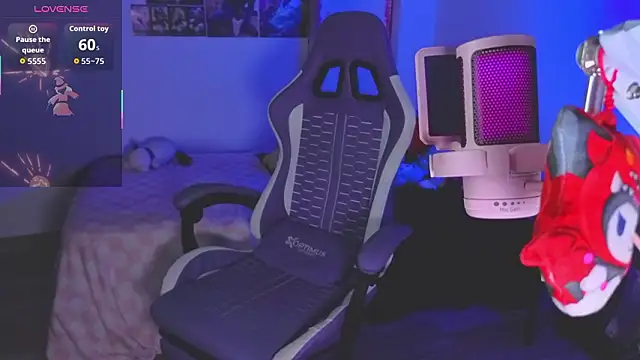 Snapshot of AnngelaSkye chatting on 03/20/26, 06:51 AnngelaSkye online show from 03/20/26, 06:51