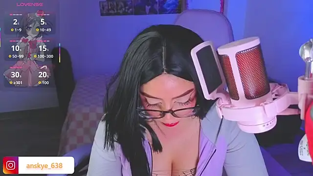 Snapshot of AnngelaSkye chatting on 04/09/26, 07:36 AnngelaSkye online show from 04/09/26, 07:36