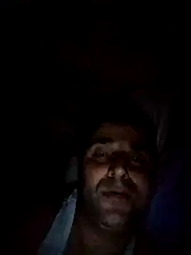 Snapshot of milf_hunter_35 chatting on 05/09/26, 04:28 milf hunter 35 online show from 05/09/26, 04:28