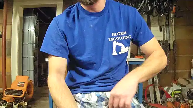 Snapshot of Bigoleslong98765 chatting on 11/25/25, 06:35 Bigoleslong98765 online show from 11/25/25, 06:35