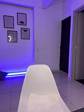 Miss-Abbii online show from 03/07/25, 07:27