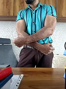 indianguy89 online show from 02/25/26, 08:24