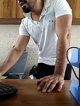 Snapshot of indianguy89 chatting on 03/15/26, 04:51 indianguy89 online show from 03/15/26, 04:51