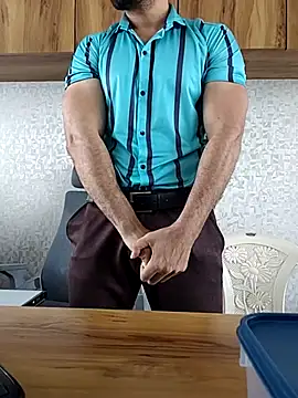 Snapshot of indianguy89 chatting on 04/20/26, 07:22 indianguy89 online show from 04/20/26, 07:22