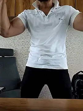 Snapshot of indianguy89 chatting on 04/26/26, 05:49 indianguy89 online show from 04/26/26, 05:49