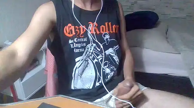 Snapshot of Carioca98Lapa chatting on 12/03/24, 04:36 Carioca98Lapa online show from 12/03/24, 04:36