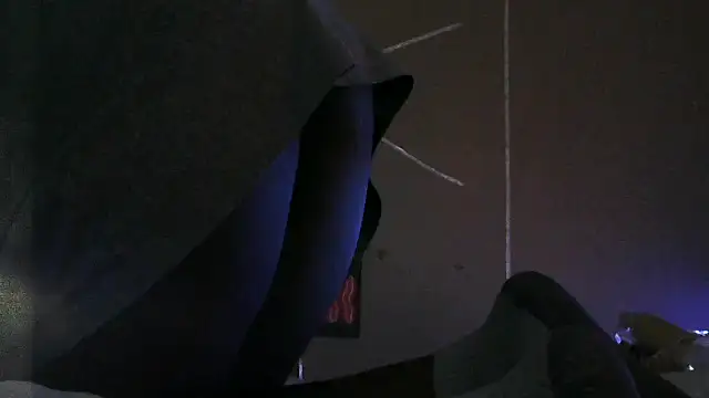 Snapshot of EbonyFetishQueen chatting on 11/03/25, 04:30 EbonyFetishQueen online show from 11/03/25, 04:30