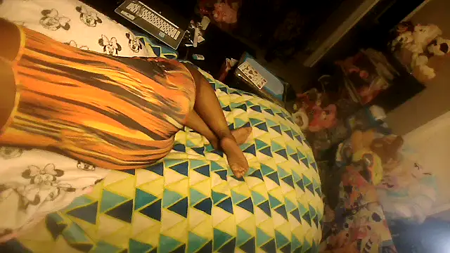 Snapshot of EbonyFetishQueen chatting on 05/20/26, 01:45 EbonyFetishQueen online show from 05/20/26, 01:45