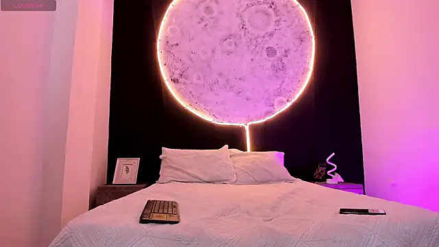 GinebraaFox  online show from 03/01/25, 01:40