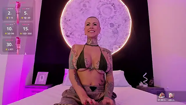 GinebraaFox  online show from 03/12/25, 02:34