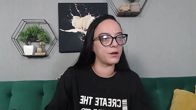 IzabelllNoir online show from 01/07/26, 10:40