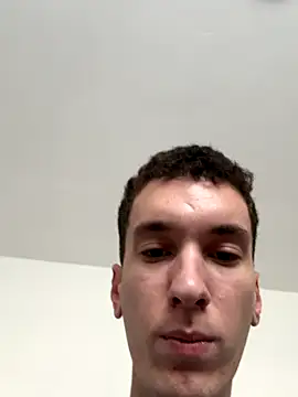 Snapshot of alexyourboy chatting on 11/02/25, 10:39 alexyourboy online show from 11/02/25, 10:39