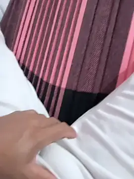 Snapshot of maikinhopL chatting on 03/19/25, 04:03 maikinhopL online show from 03/19/25, 04:03