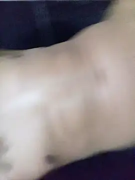 Snapshot of maikinhopL chatting on 11/04/25, 03:05 maikinhopL online show from 11/04/25, 03:05