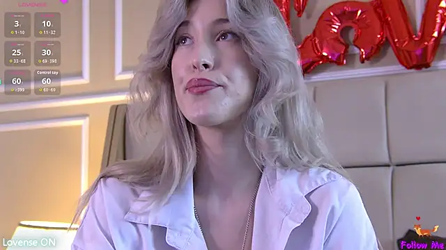 SerenaBennet online show from 10/05/25, 01:09