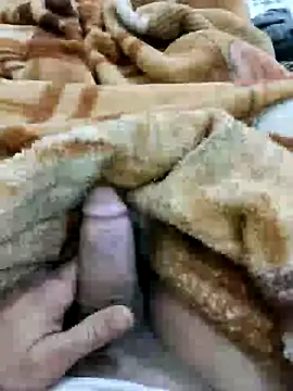 Snapshot of mrmukesh007 chatting on 02/16/25, 01:36 mrmukesh007 online show from 02/16/25, 01:36