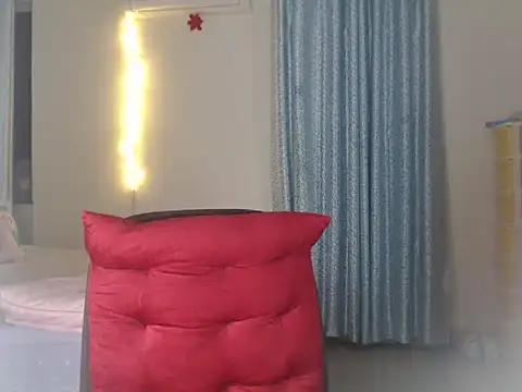 Snapshot of lovelygracy1809 chatting on 01/17/25, 04:15 lovelygracy1809 online show from 01/17/25, 04:15