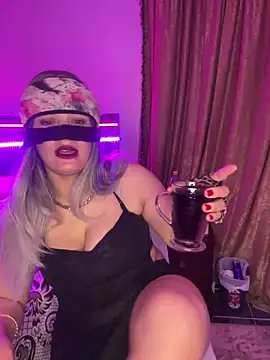 Snapshot of ONY-Kooky chatting on 01/14/25, 07:32 ONY-Kooky online show from 01/14/25, 07:32