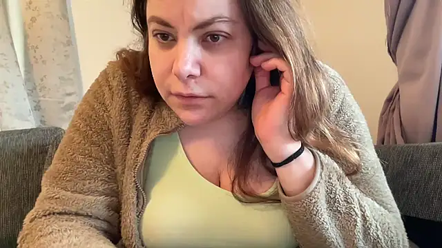 cumwithmee3 online show from 11/05/25, 12:38