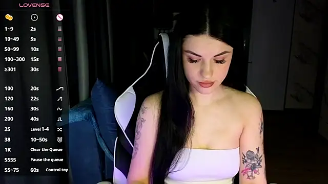 Mary   Moore online show from 03/20/25, 06:09